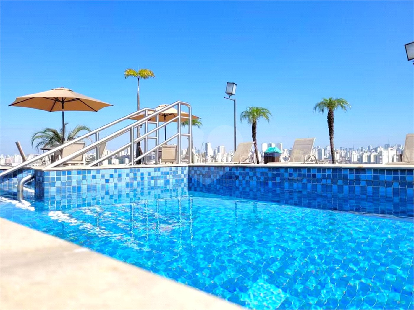 Na Mooca á venda Apartamento / Studio com 51m² 1 dormitório e 1 vaga.