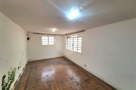 Casa Comercial para Locação em Mirandópolis