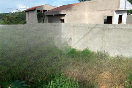 Terreno Residencial no Aracy