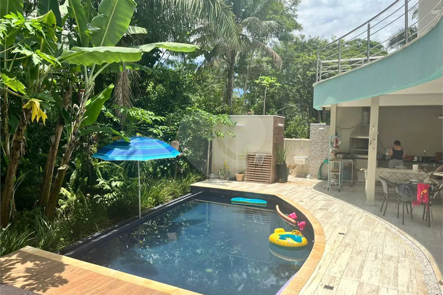 Casa à venda com 5 suítes em Costa do Sol, Bertioga, SP