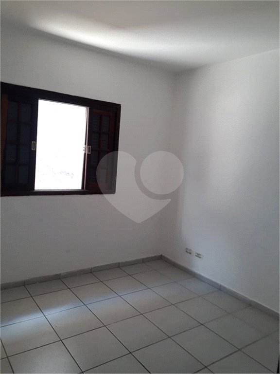 Sobrado à venda com 3 quartos, sendo 1 suíte, em Tremembé, São Paulo, SP