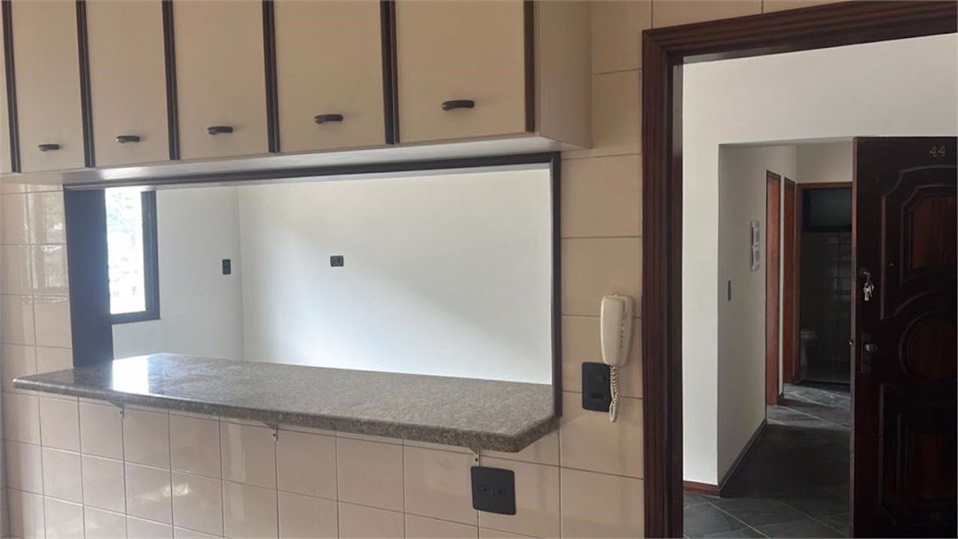 Apartamento com 2 dormitórios para alugar, 66 m² por R$ 3.690,00 - Marapé - Santos/SP