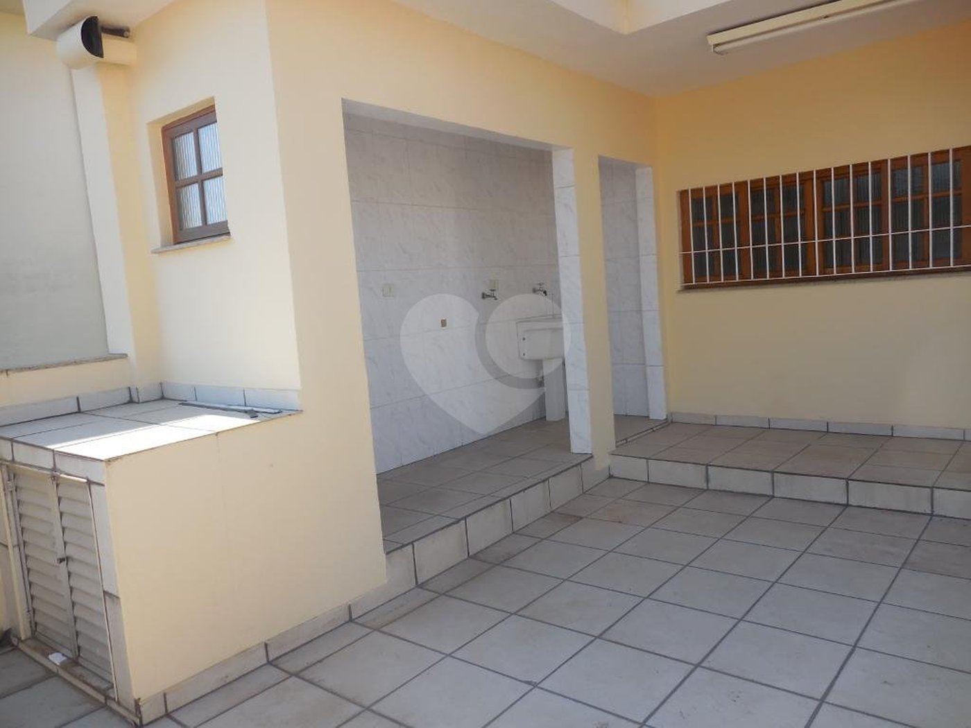 Casa Térrea à venda com 5 quartos, sendo 1 suíte,  em Tucuruvi, São Paulo, SP