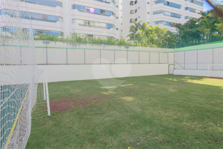 Apartamento à venda com 4 quartos, sendo 3 suítes, em Granja Julieta, São Paulo, SP