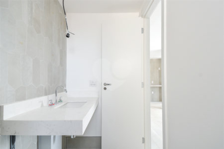 Apartamento à venda com 1 suíte em Vila Nova Conceição, São Paulo, SP