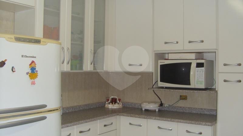 Sobrado à venda com 3 quartos, sendo 1 suíte, em Tremembé, São Paulo, SP