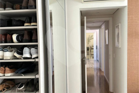Apartamento à venda com 3 suítes em Vila Suzana, São Paulo, SP
