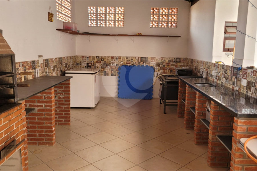 Casa à venda com 6 quartos, sendo 2 suítes, em Laranjeiras, Caieiras, SP
