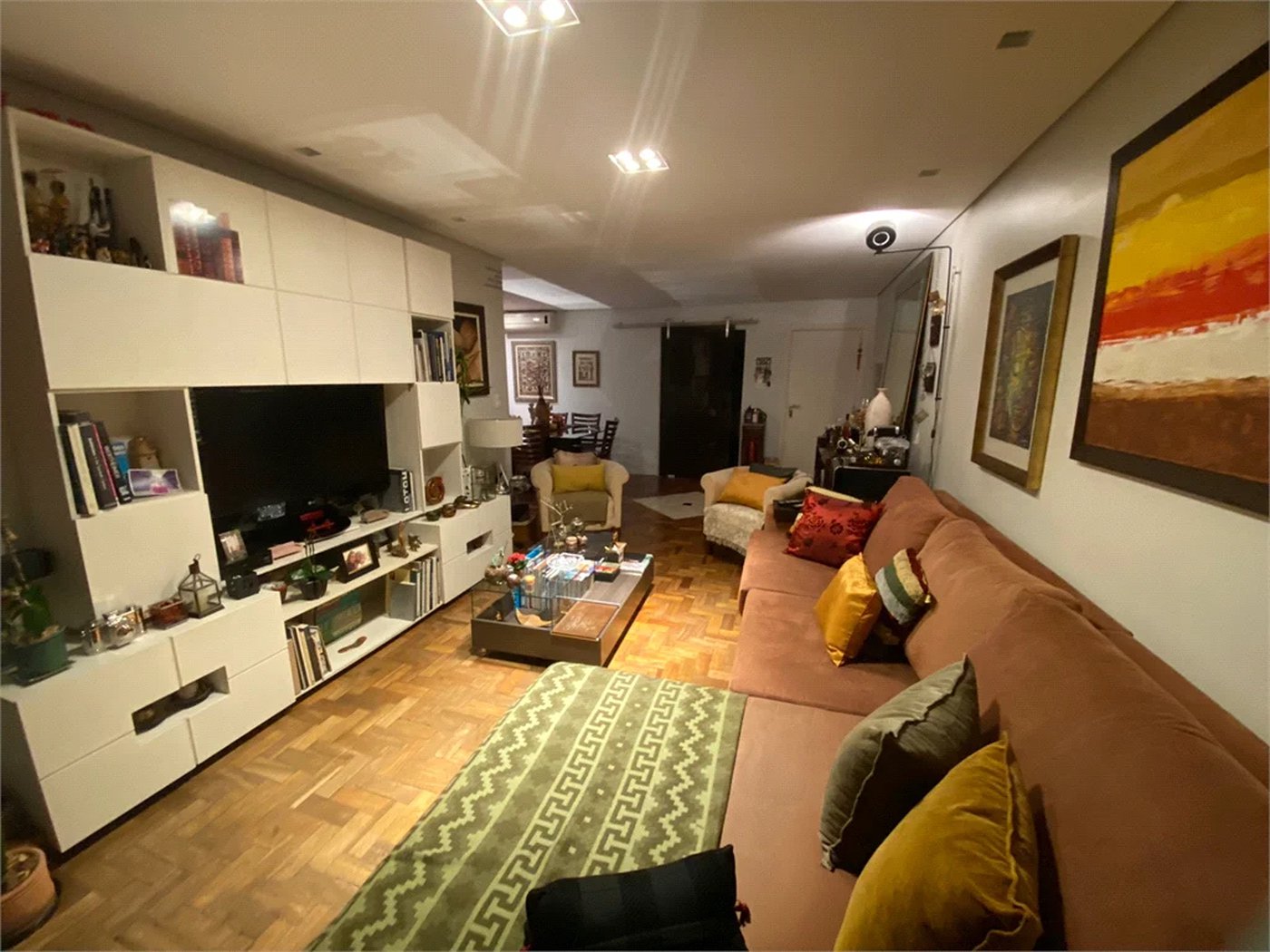 Apartamento à venda com 2 quartos, sendo 1 suíte, em Jardim das Bandeiras, São Paulo, SP