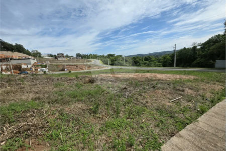 Terreno / Lote a Venda no Condomínio Residencial San Lucca em Vinhedo/SP