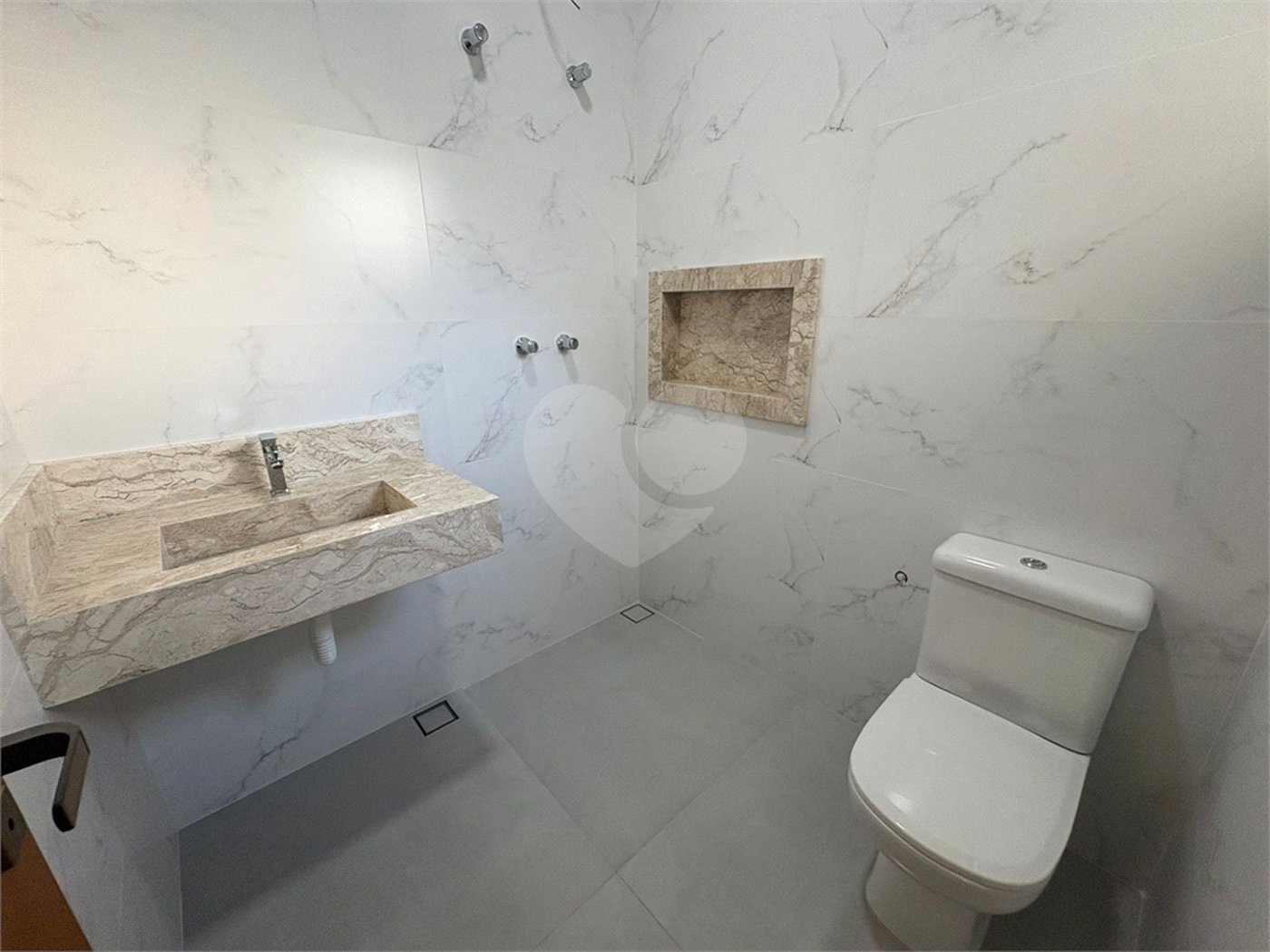 Casa à venda com 3 quartos, sendo 1 suíte, no condomínio Reserva Ipanema, Sorocaba - SP