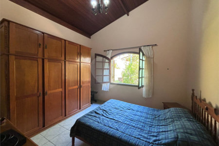 Casa Térrea à venda com 4 quartos, sendo 2 suítes, em Alpes D'Ouro, Bom Jesus dos Perdões, SP