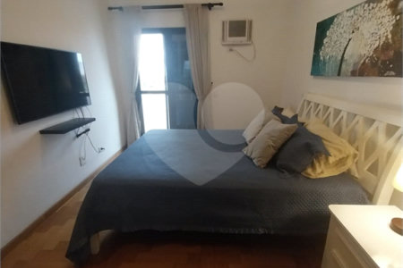 Apartamento à venda com 4 quartos, sendo 1 suíte,  em Vila Ipojuca, São Paulo, SP