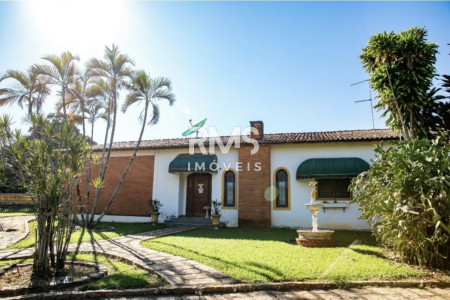 Chácara à venda com 4 quartos, sendo 1 suíte,  em Colinas do Mosteiro de Itaici, Indaiatuba, SP