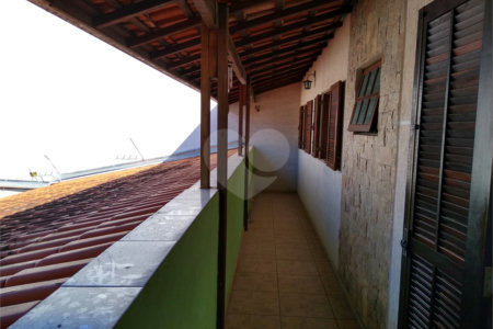 Casa à venda com 4 quartos, sendo 1 suíte,  em Jardim São Francisco, Mogi das Cruzes, SP