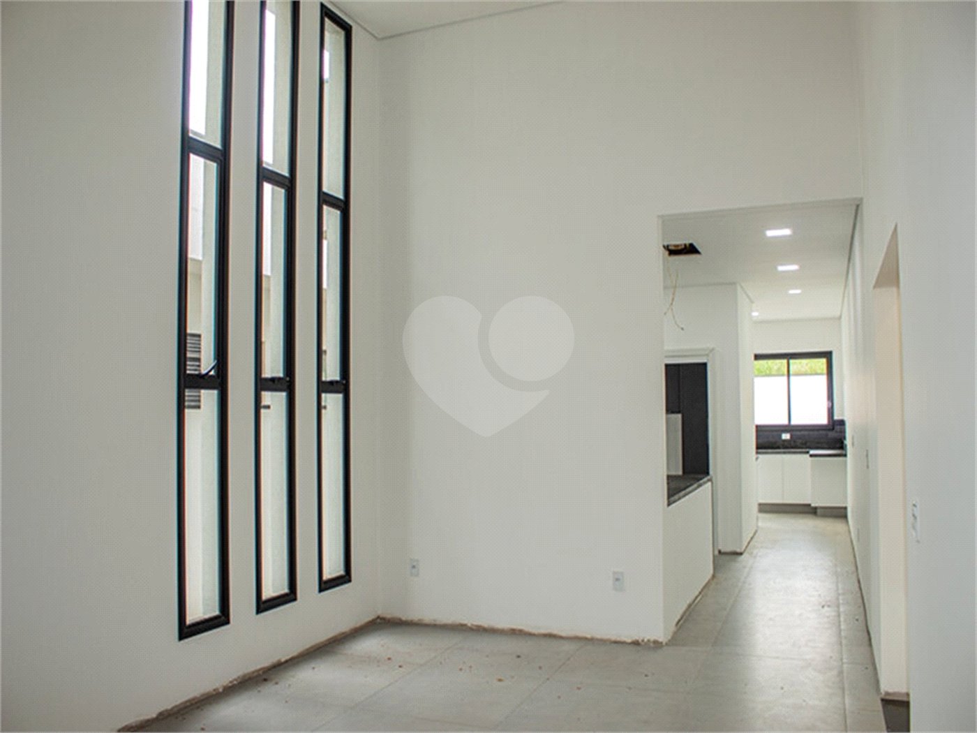 Casa à venda com 3 suítes no condomínio Residencial Central Parque, Salto - SP