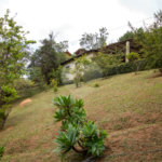 Casa à venda ou para alugar com 5 quartos, sendo 2 suítes, no condomínio Restinga Verde, São Roque - SP