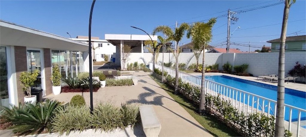 Casa à venda com 3 quartos, sendo 1 suíte, em Jardim Semiramis, Cotia, SP