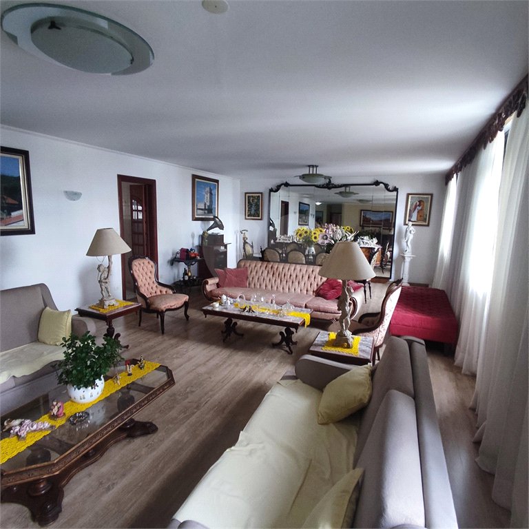 Apartamento à venda com 4 quartos, sendo 1 suíte, em Santana, São Paulo, SP