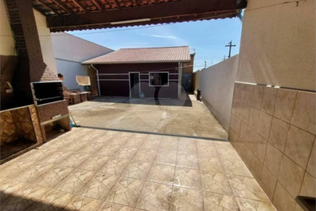 Casa à venda com 4 quartos, sendo 1 suíte,  em Jardim do Bosque, Hortolândia, SP