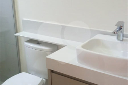 Casa à venda com 3 suítes no condomínio Jardim Residencial Dona Lucilla, Indaiatuba - SP