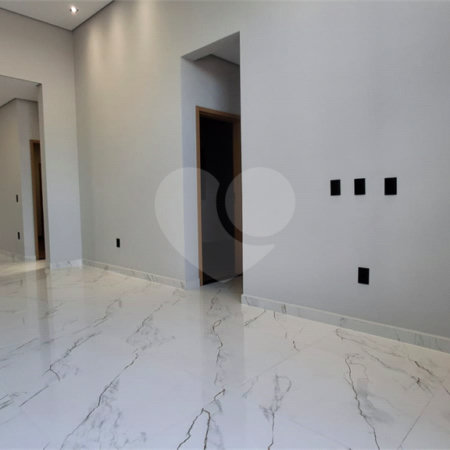 Casa à venda com 3 quartos, sendo 1 suíte,  no condomínio Horto Florestal 1, Sorocaba - SP