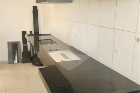 Casa à venda com 1 suíte no condomínio Residencial Fatto, Arujá - SP