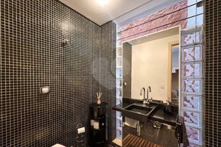 Casa à venda com 3 quartos, sendo 1 suíte,  no condomínio Barão do Triunfo, São Paulo - SP