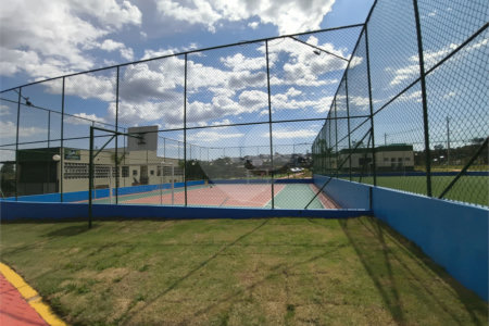 Casa à venda com 3 quartos, sendo 1 suíte,  no condomínio Horto Florestal Villagio, Sorocaba - SP