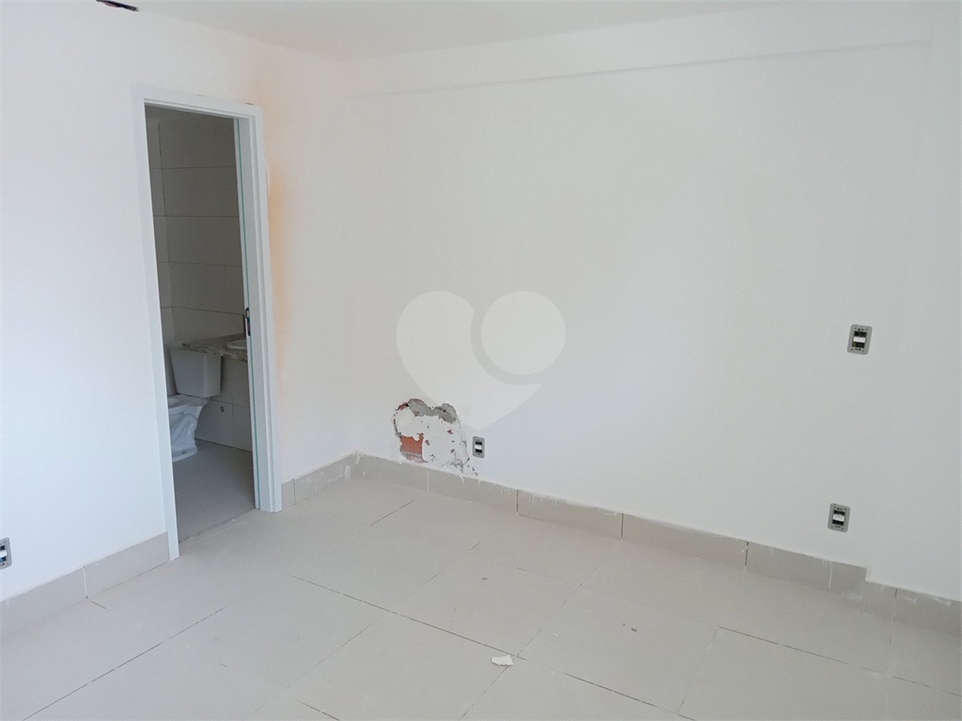 Apartamento à venda com 2 quartos, sendo 1 suíte,  em Tijuca, Rio de Janeiro, RJ