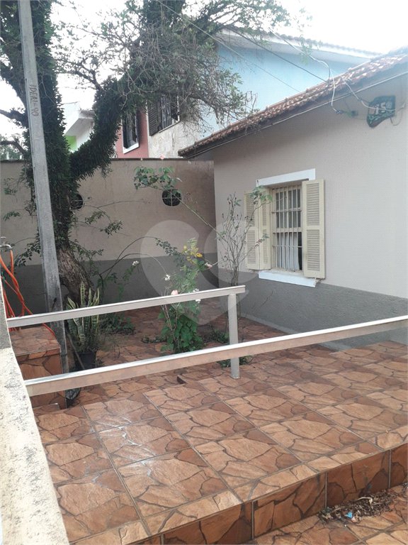 Casa Térrea à venda com 3 quartos em Jardim Nadir, São Paulo, SP