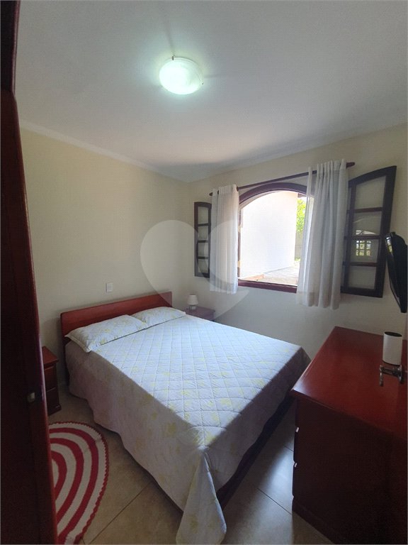 Casa à venda com 4 quartos, sendo 1 suíte, no condomínio Parque São Gabriel, Itatiba - SP