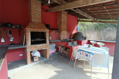 Chácara à venda com 2 quartos, sendo 1 suíte, em Caete (mailasqui), São Roque, SP