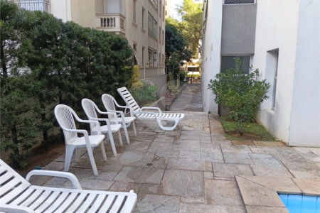 Apartamento à venda com 3 quartos, sendo 1 suíte,  em Higienópolis, São Paulo, SP