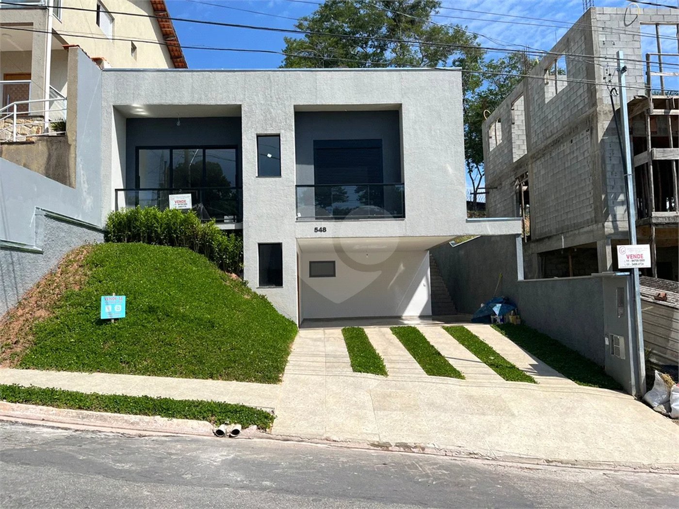 Casa à venda com 3 suítes em Chácara Roselândia, Cotia, SP