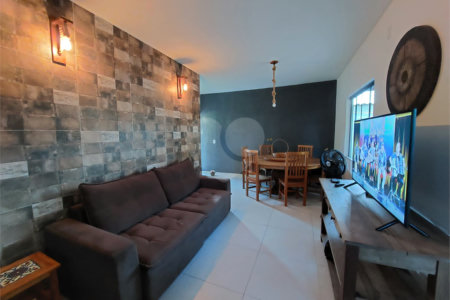 Casa à venda com 2 quartos, sendo 1 suíte,  em São José, Armação dos Búzios, RJ