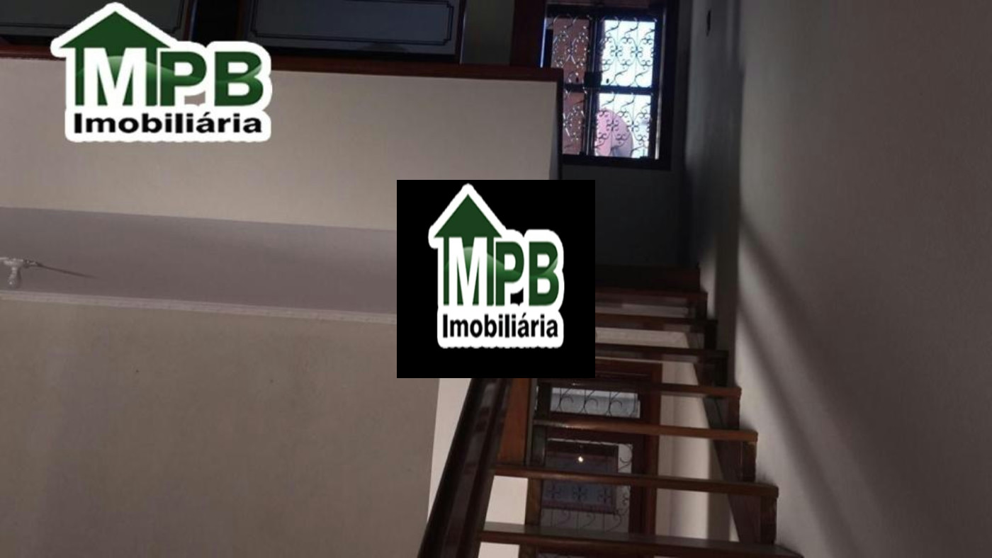 Sobrado à venda com 5 quartos, sendo 3 suítes, em Jardim Helena Cristina, Sorocaba, SP