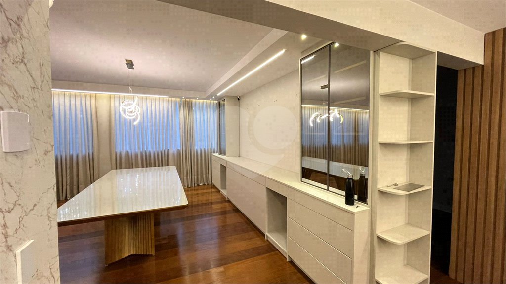 Apartamento à venda com 4 suítes em Vila Suzana, São Paulo, SP