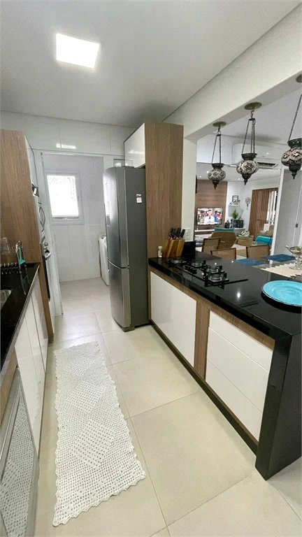 Apartamento à venda com 3 quartos, sendo 1 suíte, em Jardim Belmar, Guarujá, SP