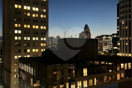 Apartamento à venda com 1 quarto em Vila Olímpia, São Paulo, SP