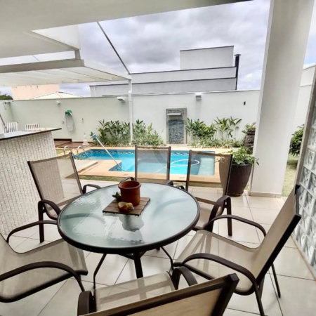Casa à venda com 3 suítes no condomínio Aldeia da Mata, Votorantim - SP