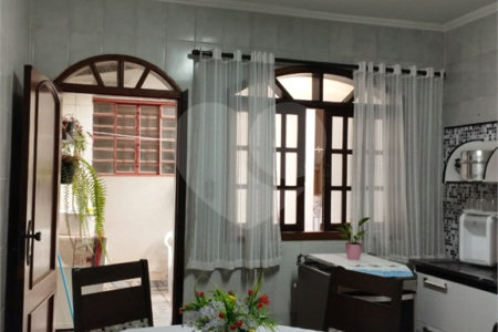 Casa à venda com 2 quartos em Parque das Indústrias, Itu, SP