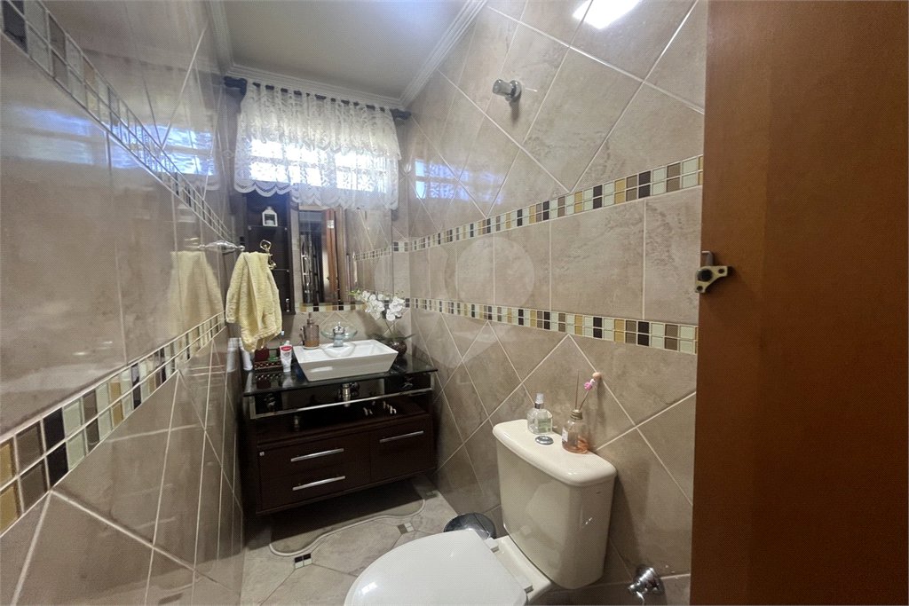 Sobrado à venda com 3 quartos em Vila Gustavo, São Paulo, SP
