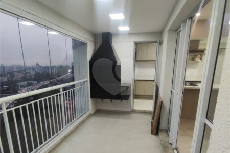 Apartamento à venda com 3 quartos, sendo 2 suítes,  em Jardim Arpoador, São Paulo, SP
