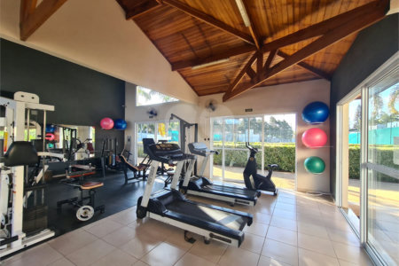 Casa à venda com 3 suítes no condomínio Reserva dos Vinhedos, Louveira - SP