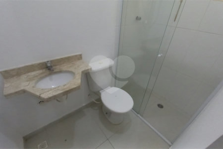 Sobrado à venda com 3 quartos, sendo 2 suítes, em Vila Adalgisa, São Paulo, SP