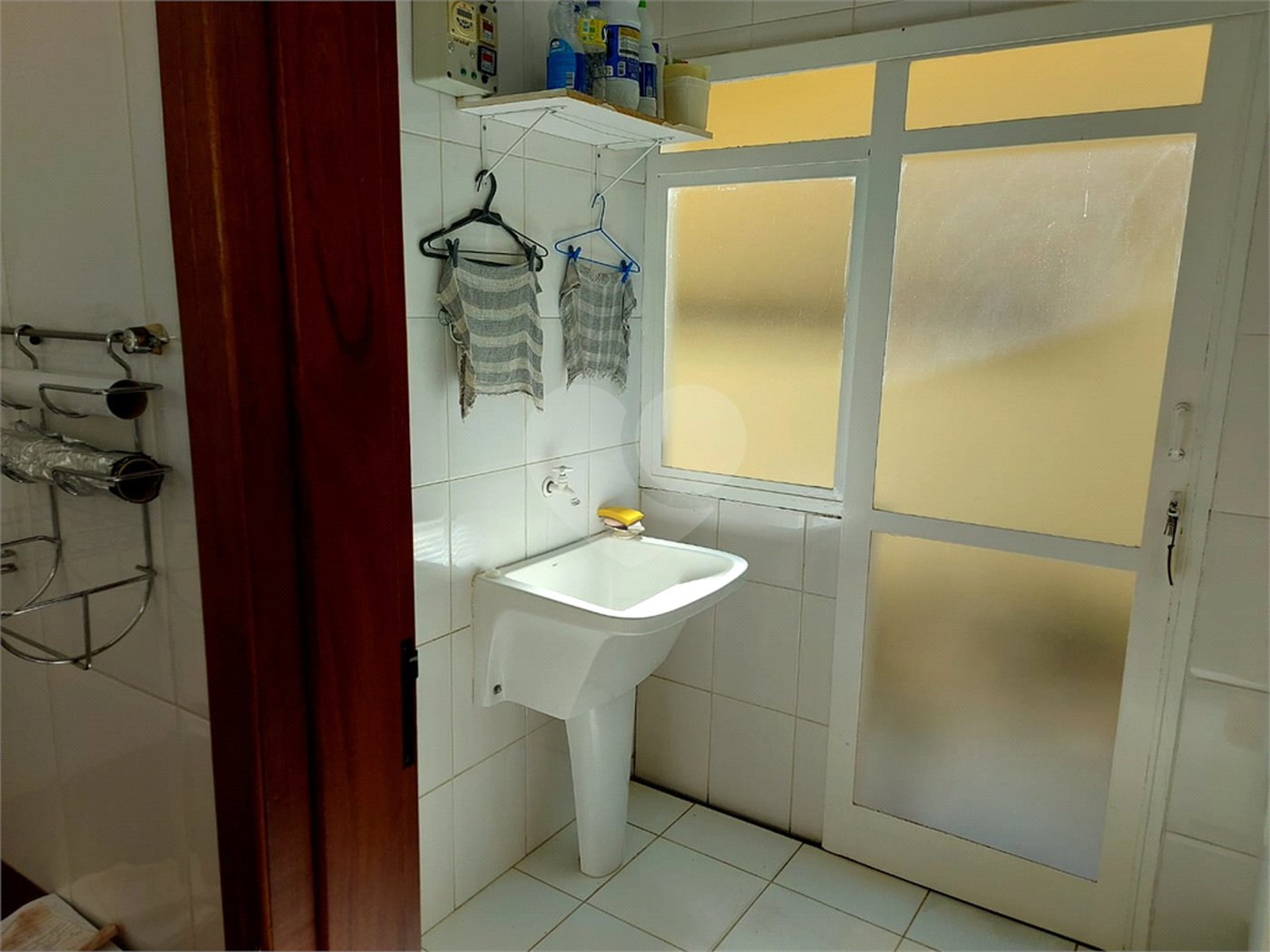 Casa charmosa e elegante localizada no deslumbrante Condomínio Villagio Capriccio Louveira SP