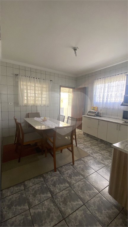 Casa à venda com 2 quartos no Centro, Indaiatuba, SP