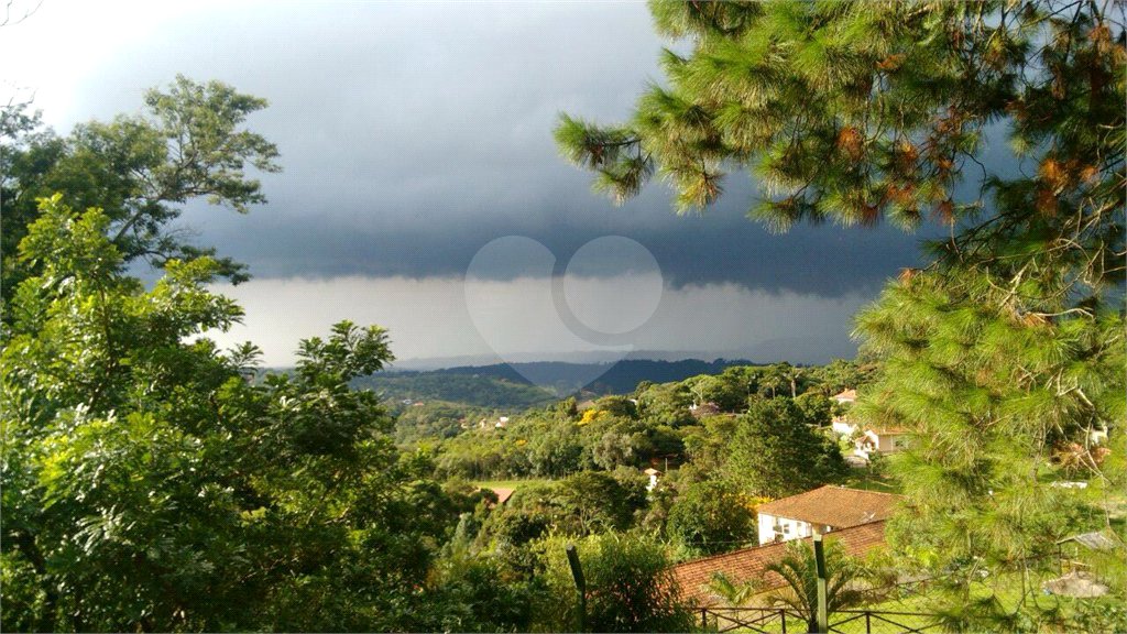 Chácara à venda com 5 suítes em Planalto Verde, São Roque, SP
