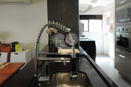 Apartamento para alugar com 3 quartos, sendo 1 suíte,  em Alto da Boa Vista, São Paulo, SP